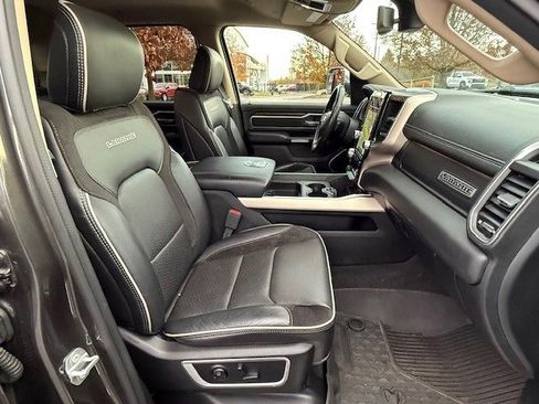 Used 2020 RAM 1500 Laramie image 17