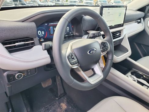 New 2026 Ford Explorer Active w/ Active Comfort Package image 11