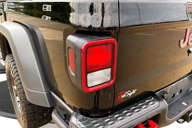 Used 2021 Jeep Gladiator Rubicon AWD/4WD image 24