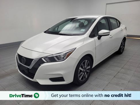 Used 2021 Nissan Versa SV FWD image 1