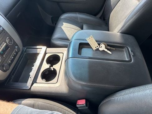 Used 2013 Chevrolet Silverado 2500 LTZ w/ LTZ Plus Package AWD/4WD image 18