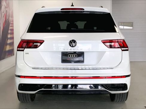 Used 2023 Volkswagen Tiguan SE R-Line FWD image 5