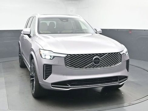 New 2026 Volvo XC90 B6 Plus w/ Protection Package Premier image 2