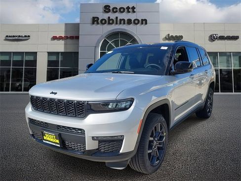 New 2025 Jeep Grand Cherokee L Limited image 2