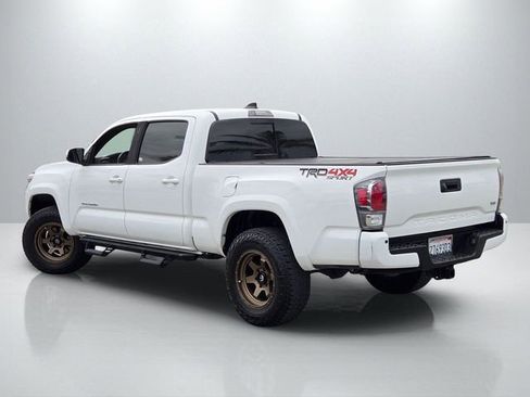 Used 2021 Toyota Tacoma TRD Sport w/ Technology Package AWD/4WD image 6