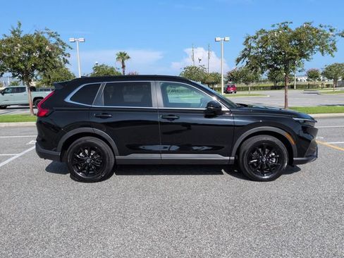 Used 2025 Honda CR-V Sport image 3
