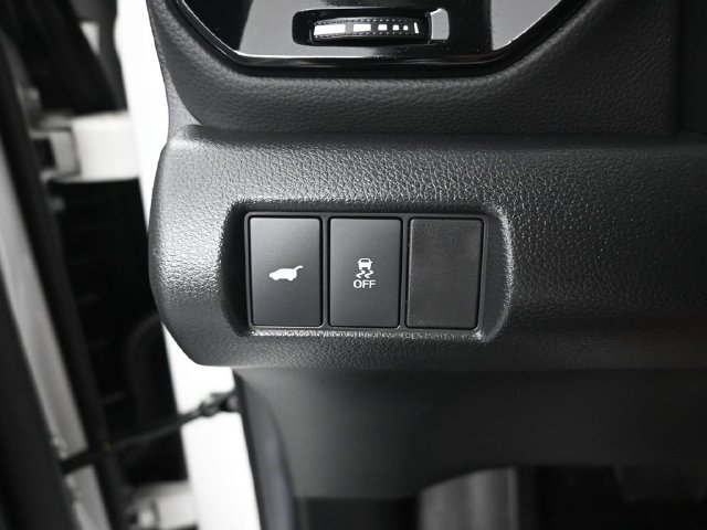 Certified 2025 Honda Pilot Touring image 20