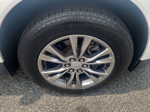 Used 2021 Cadillac XT5 Premium Luxury FWD image 9