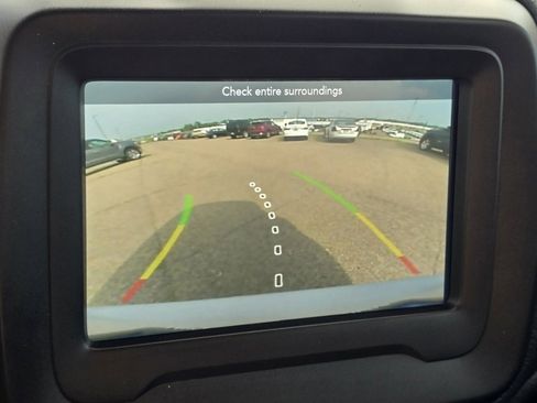 Used 2020 Jeep Renegade Latitude image 6