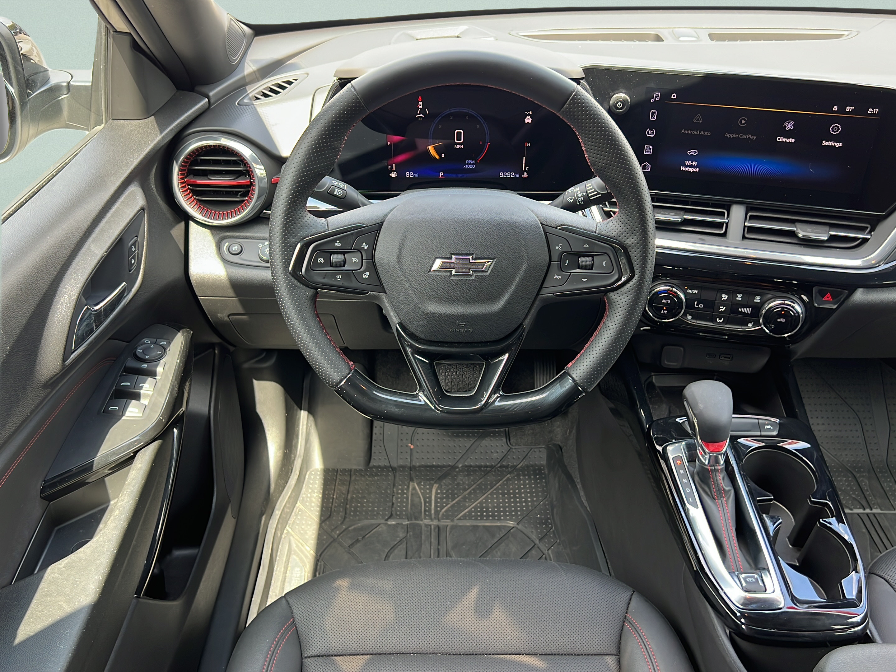 Used 2026 Chevrolet Trax RS w/ Sunroof Package FWD image 12