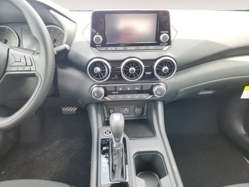 New 2025 Nissan Sentra S image 11