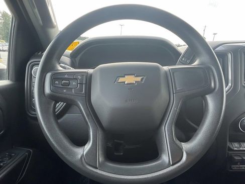 Used 2024 Chevrolet Silverado 2500 Custom w/ Custom Value Package image 28