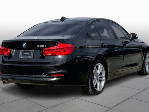 Used 2018 BMW 320i Sedan image 13