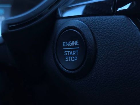 Used 2025 Ford Escape ST-Line image 35