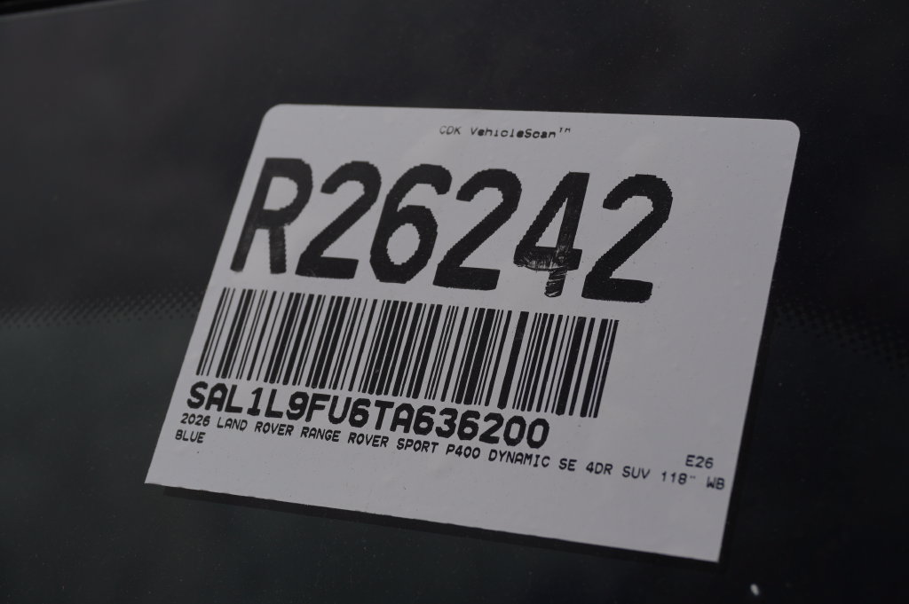 Used 2026 Land Rover Range Rover Sport Dynamic SE AWD/4WD image 32