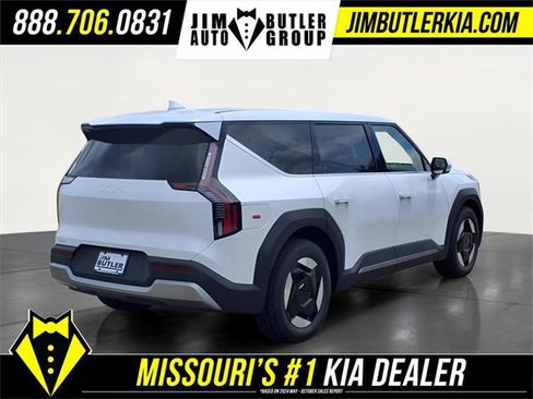 New 2026 Kia EV9 Light image 26