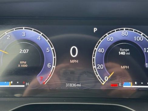 Used 2023 Jeep Grand Cherokee Altitude AWD/4WD image 12