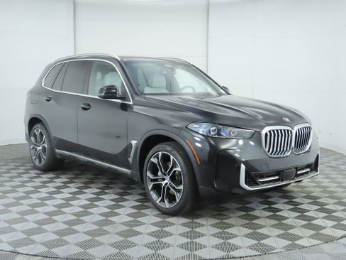 Used 2026 BMW X5 sDrive40i w/ Climate Comfort Package RWD image 4