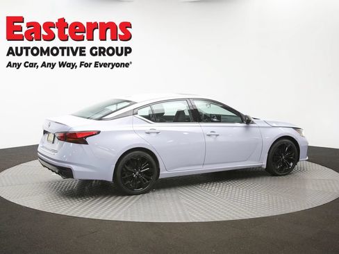 Used 2023 Nissan Altima 2.5 SR w/ SR Premium Package FWD image 44