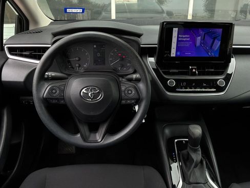 Used 2024 Toyota Corolla LE image 13