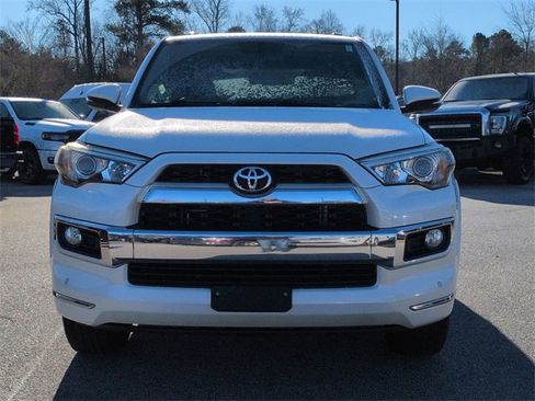 Used 2015 Toyota 4Runner SR5 image 8