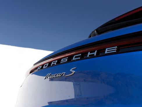 Used 2020 Porsche Macan S AWD/4WD image 12