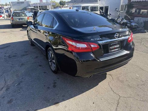 Used 2016 Nissan Altima 2.5 SL FWD image 6