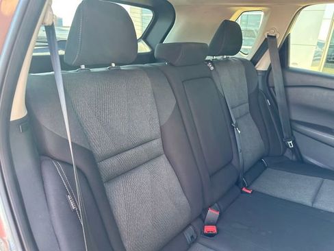 Used 2024 Nissan Rogue SV image 14