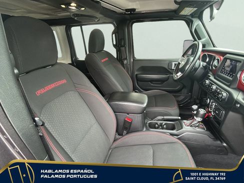 Used 2020 Jeep Wrangler Unlimited Rubicon w/ Cold Weather Group AWD/4WD image 30