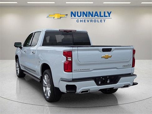 New 2026 Chevrolet Silverado 1500 High Country image 3