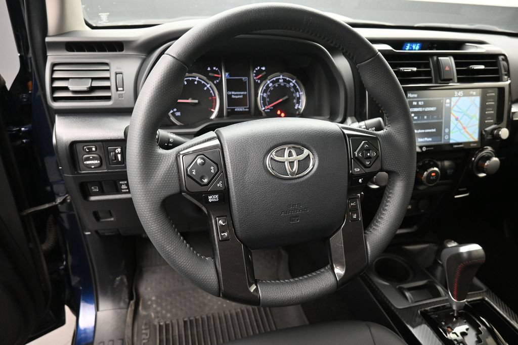 Used 2022 Toyota 4Runner TRD Off-Road Premium AWD/4WD image 10