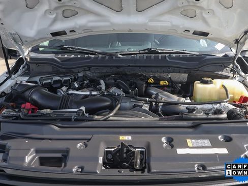 Used 2018 Ford F550 2WD Crew Cab Super Duty image 12