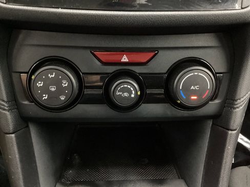 Used 2018 Subaru Impreza 2.0i AWD/4WD image 35