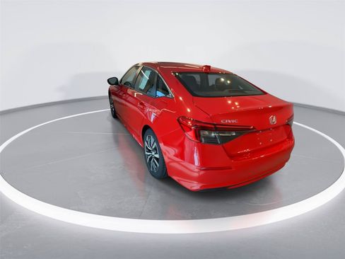 Used 2023 Honda Civic EX image 6