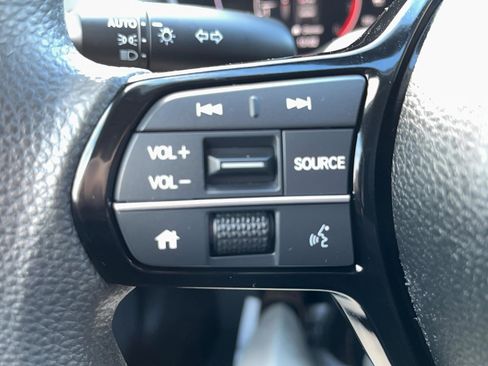 Certified 2022 Honda Civic LX image 13