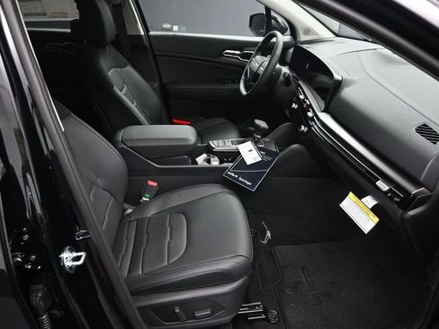 New 2026 Kia Sportage SX FWD image 40