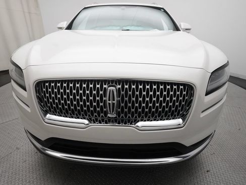 Used 2023 Lincoln Nautilus Reserve w/ Luxury Package AWD/4WD image 22
