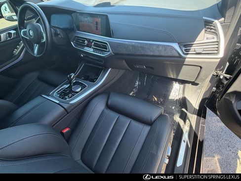 Used 2020 BMW X5 xDrive40i w/ M Sport Package image 11