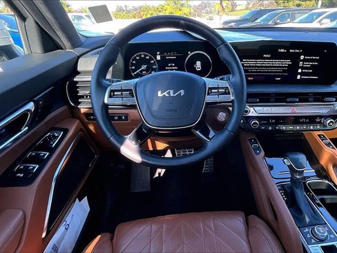 Certified 2024 Kia Telluride SX Prestige X-Line image 7