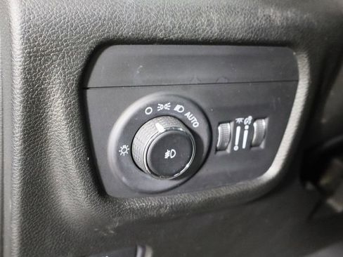 Used 2021 Jeep Grand Cherokee L Limited image 27