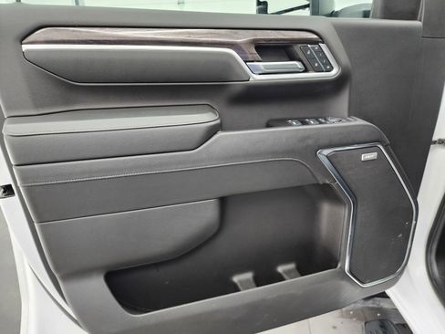 Used 2024 Chevrolet Silverado 2500 LTZ w/ LTZ Premium Package image 48