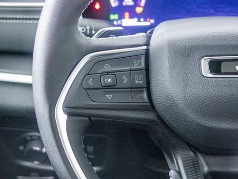 New 2025 Jeep Grand Cherokee L Altitude image 33