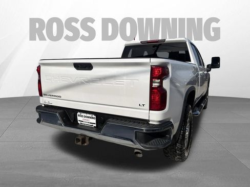Used 2022 Chevrolet Silverado 2500 LT w/ Convenience Package AWD/4WD image 4