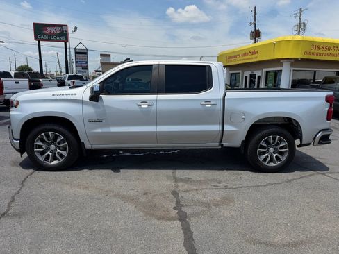 Used 2021 Chevrolet Silverado 1500 LT w/ Texas Edition Plus RWD image 2