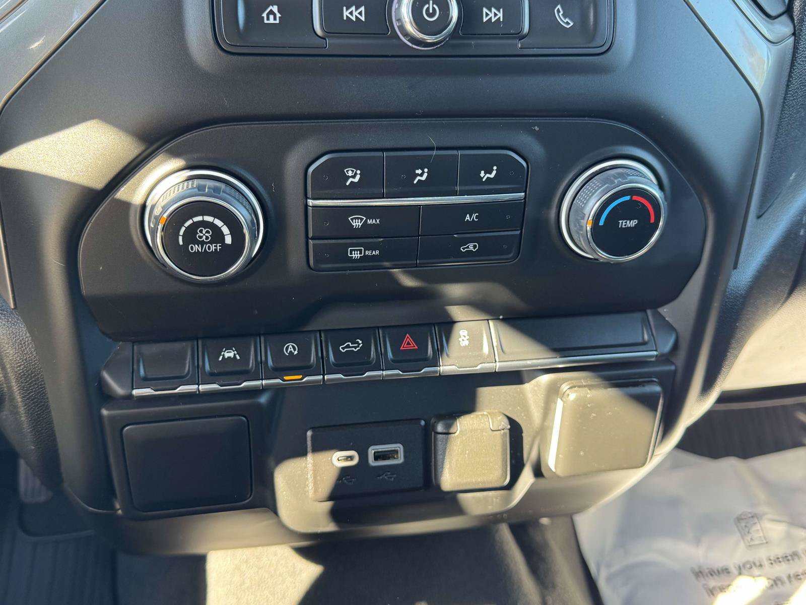 Used 2024 Chevrolet Silverado 1500 Custom AWD/4WD image 29