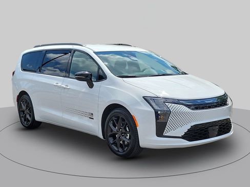 New 2027 Chrysler Pacifica Select FWD image 1