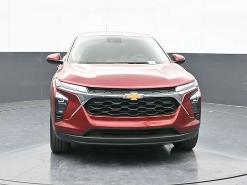 Used 2024 Chevrolet Trax LS w/ LS Convenience Package image 24