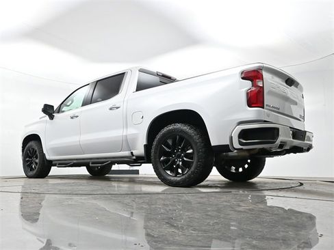 Used 2021 Chevrolet Silverado 1500 High Country w/ Safety Package II image 28