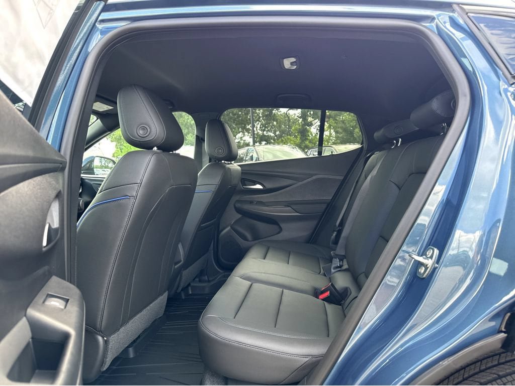 New 2026 Buick Envista Sport Touring w/ Convenience I Package FWD image 7