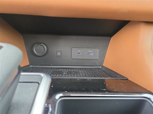 Certified 2024 Nissan Pathfinder Platinum w/ Cargo Package image 28